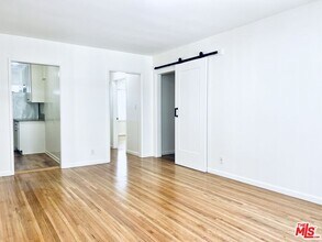 1839 Normandie Ave in Los Angeles, CA - Building Photo - Building Photo