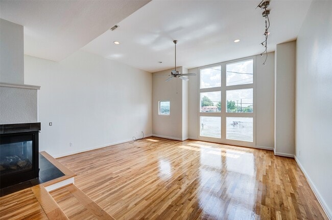 1729 Reinerman St in Houston, TX - Building Photo - Building Photo