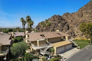 46568 Arapahoe Dr, Unit A in Indian Wells, CA - Building Photo