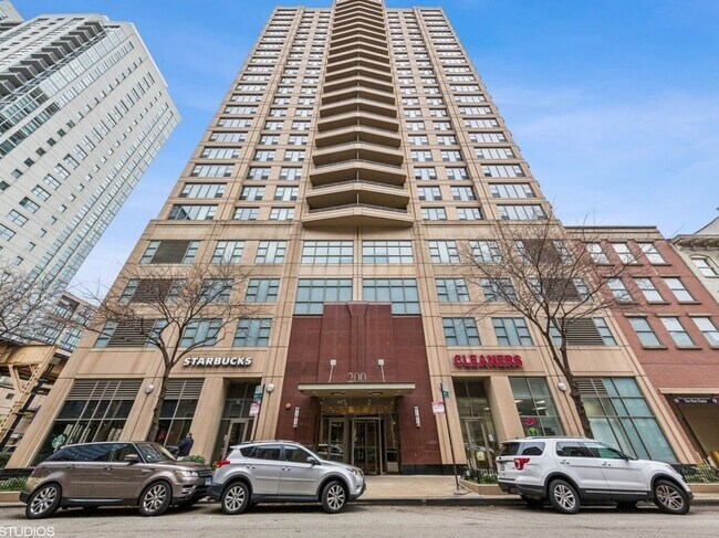 property at 200 N Jefferson St