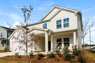 864 Pebble Blvd in Covington, GA - Foto de edificio - Building Photo