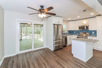 3293 Chisholm Trail SW in Marietta, GA - Foto de edificio - Building Photo