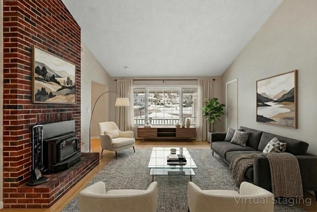 101 Elmcrest Rd in North Andover, MA - Building Photo