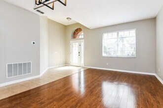 323 Higher Combe Dr in Davenport, FL - Building Photo - Building Photo
