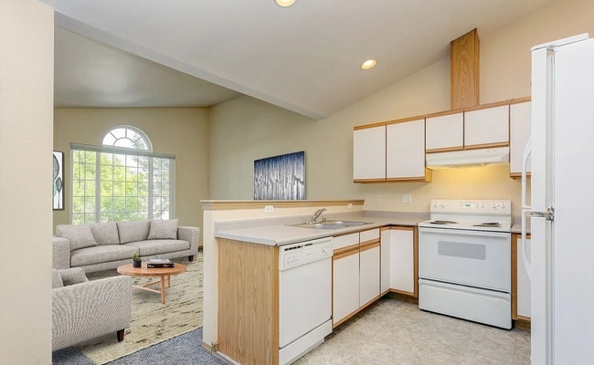 2130-2132 Harris Ave in Bellingham, WA - Building Photo - Building Photo