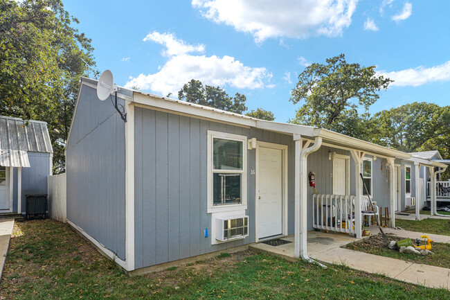 property at 720 Pritchett Ln