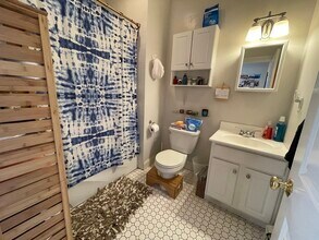 9 Savin Hill Ave-Unit -2 in Boston, MA - Building Photo - Building Photo