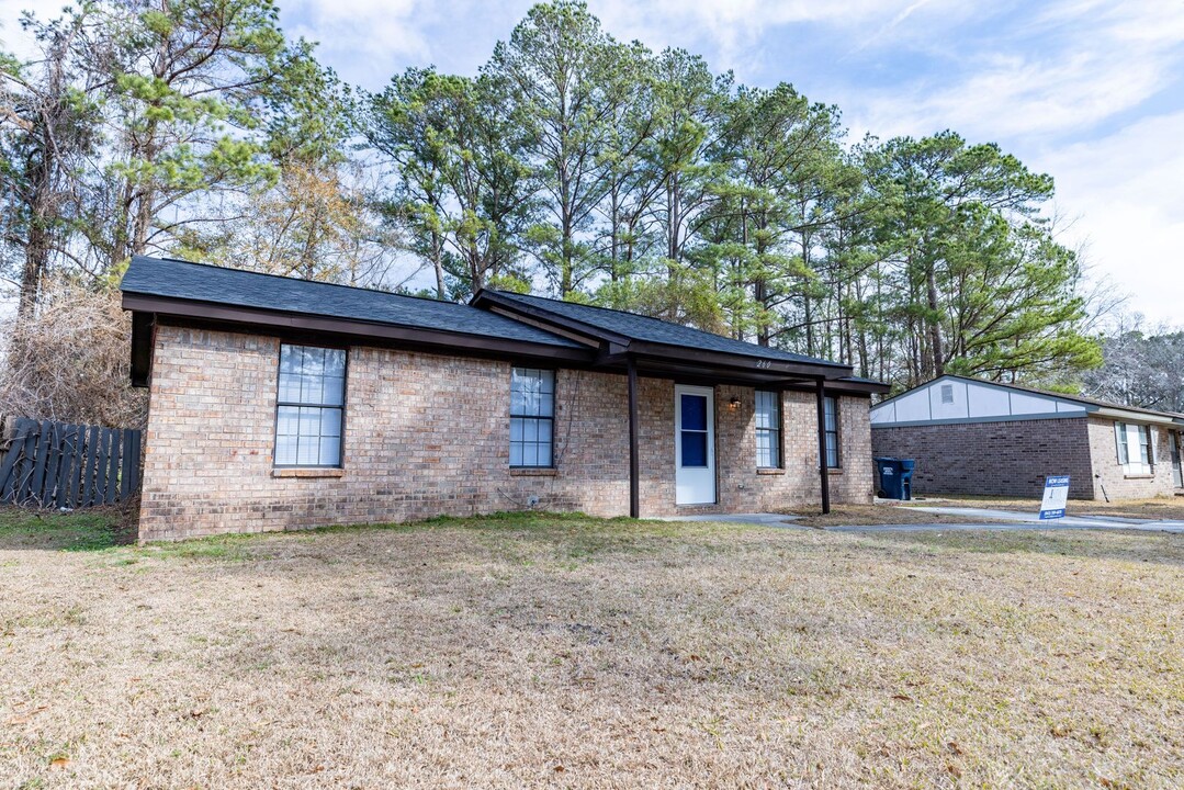 260 Dorchester Manor Blvd in North Charleston, SC - Building Photo