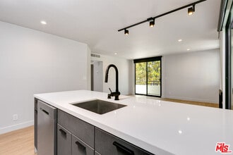 3602 Dunn Dr in Los Angeles, CA - Building Photo - Building Photo