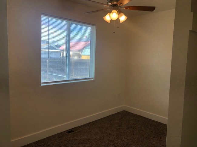 623 SW 4th St in Pendleton, OR - Building Photo - Building Photo