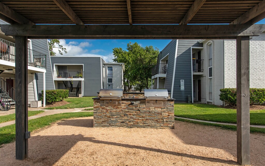 The Pines at Humble Park Humble, TX Apartments