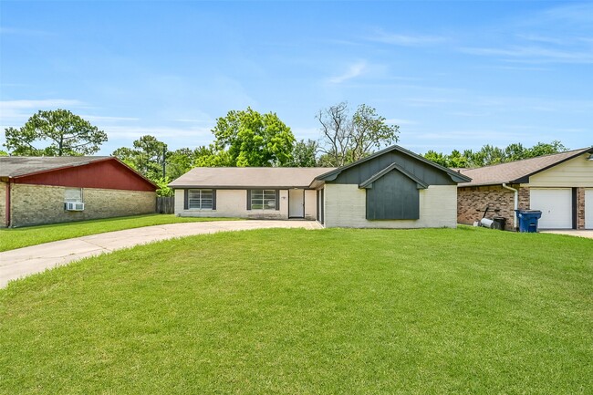 9418 Vicksburg Ave