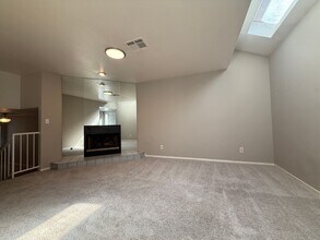 3980 Tirana Way in Las Vegas, NV - Building Photo - Building Photo