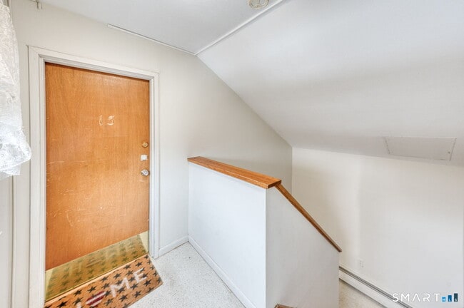 66 Beths Ave in Bristol, CT - Building Photo - Building Photo