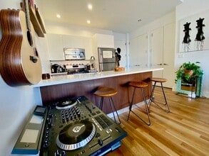 200 N 11th St in Brooklyn, NY - Building Photo - Building Photo
