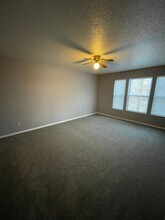 8226 Crackling Ln in Indianapolis, IN - Building Photo - Building Photo