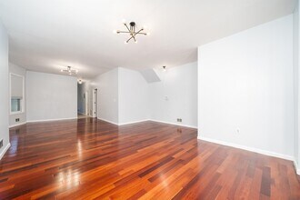 126 Arlington Ave in Jersey City, NJ - Building Photo - Building Photo
