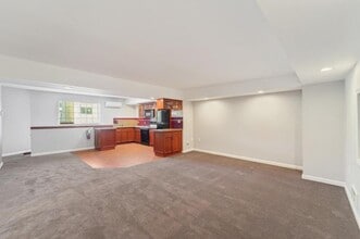 8404 Greenwood Ave N in Seattle, WA - Building Photo - Building Photo
