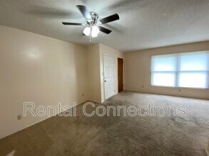800 S 3rd St in Herrin, IL - Building Photo - Building Photo