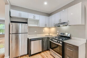 3525 N Wilton Ave, Unit 1F in Chicago, IL - Foto de edificio - Building Photo