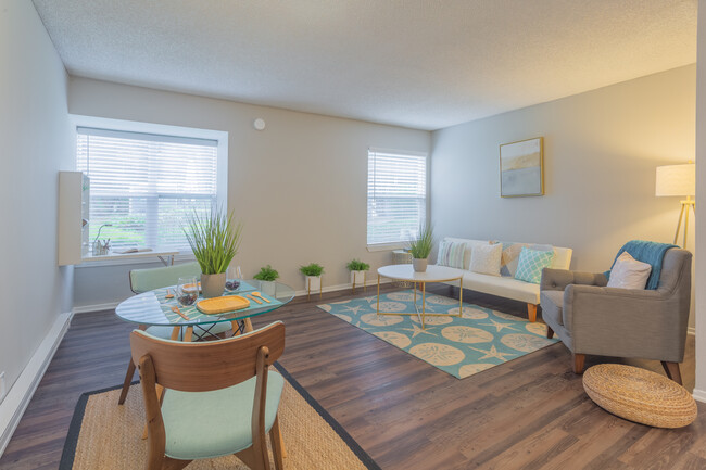 Skyline Heights Apartments in Daly City, CA - Building Photo - Interior Photo