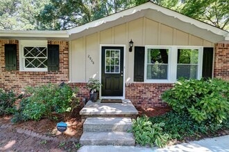2968 Fantasy Ln in Decatur, GA - Building Photo - Building Photo