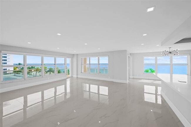 3900 Galt Ocean Dr, Unit 317 in Fort Lauderdale, FL - Foto de edificio - Building Photo