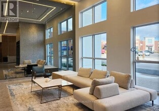 509 Dundas St W in Oakville, ON - Building Photo - Building Photo