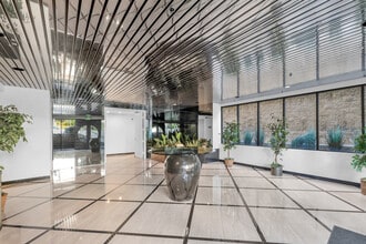 12000 Goshen Ave in Los Angeles, CA - Building Photo - Building Photo