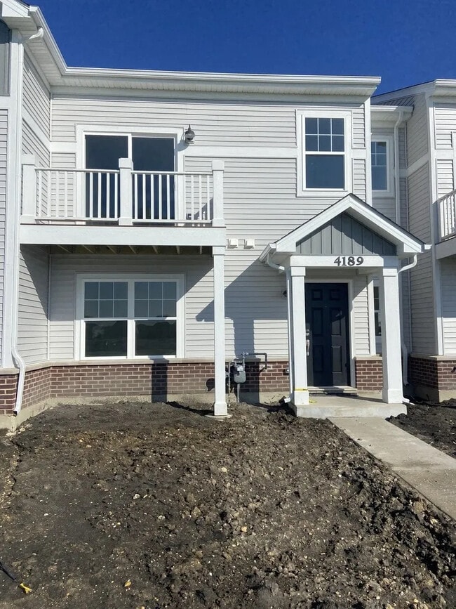 4189 Chelsea Mnr Cir in Aurora, IL - Building Photo - Building Photo