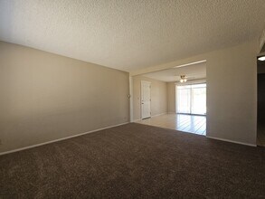 645 W Ingram St in Mesa, AZ - Building Photo - Building Photo