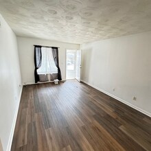 141 Orchard View Ln in Blanchester, OH - Building Photo - Building Photo