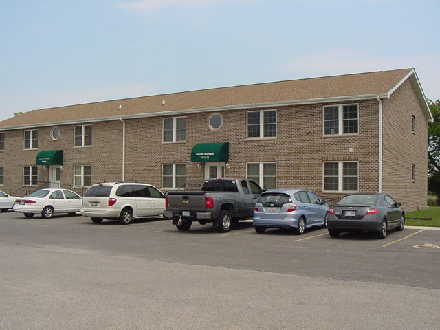 103 E Bannon St in Dwight, IL - Foto de edificio