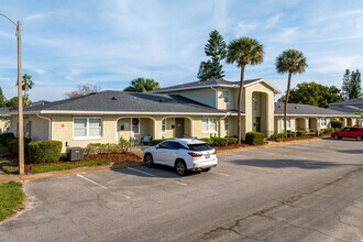 Sorrento in Winter Park, FL - Foto de edificio - Building Photo