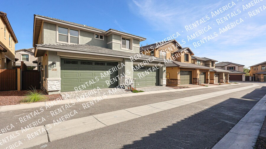 2858 N Evergreen St in Buckeye, AZ - Foto de edificio