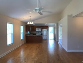 4458 Maritime Oak Dr in Southport, NC - Building Photo - Building Photo