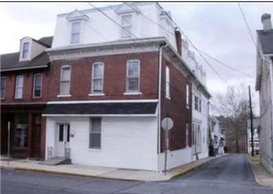 146 Front St in Catasauqua, PA - Building Photo - Building Photo