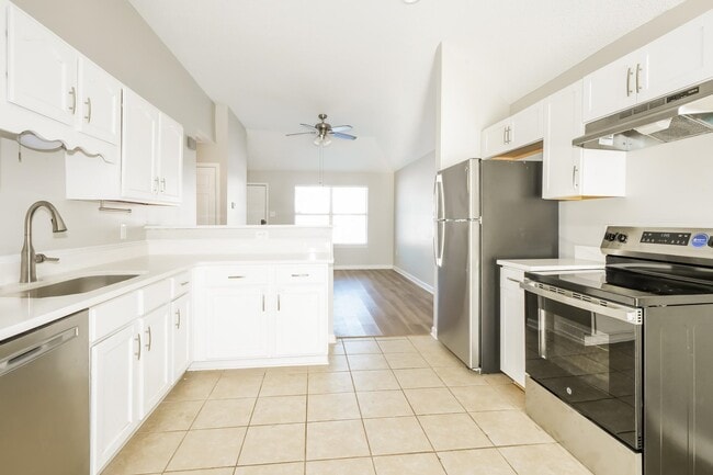 4427 Pecan Creek Cir N in Memphis, TN - Building Photo - Building Photo