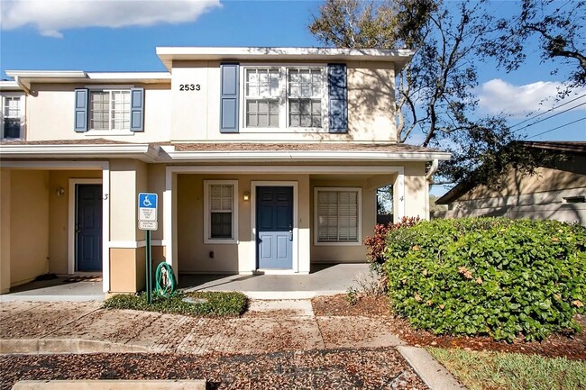 property at 2533 Harn Blvd