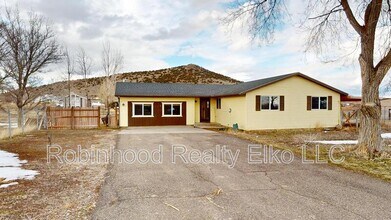 778 Lamont Dr in Spring Creek, NV - Building Photo - Building Photo