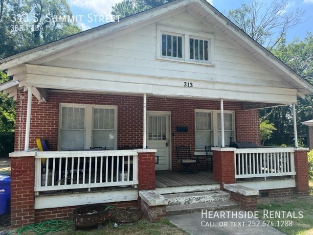 313 S Summit St in Greenville, NC - Building Photo - Building Photo