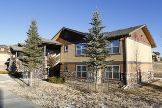 Talons Pointe Apartments in Estes Park, CO - Foto de edificio - Building Photo