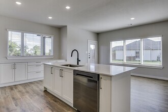 6834 Florence Dr in Midlothian, TX - Building Photo - Building Photo