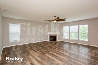 4434 Hayward Way in Westfield, IN - Building Photo - Building Photo