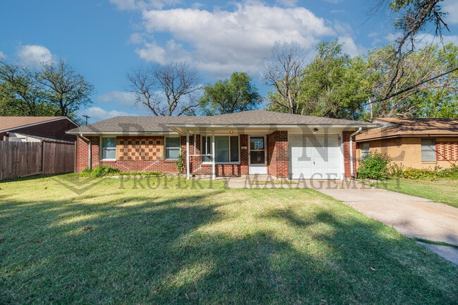 property at 2231 S Hiram St