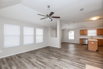 360 Marsha St in Saginaw, TX - Building Photo - Building Photo