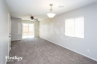 8297 Oliver Twist Ln in Las Vegas, NV - Building Photo - Building Photo