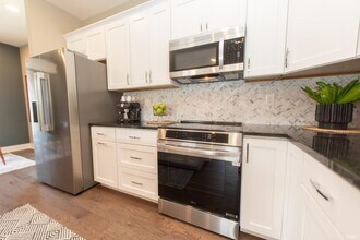 1534 S Piazza Dr in Bloomington, IN - Building Photo - Building Photo