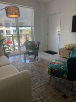 6731 SW 13th St, Unit B2 in Miami, FL - Building Photo
