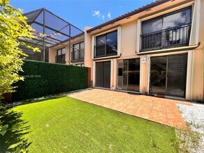 9809 Costa Del Sol Blvd in Doral, FL - Building Photo - Building Photo